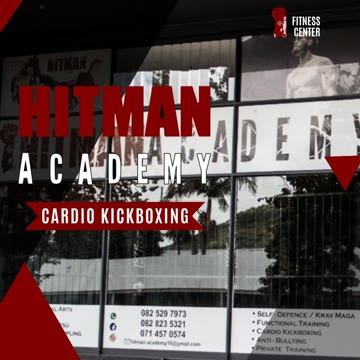 Cardio kickboxing class